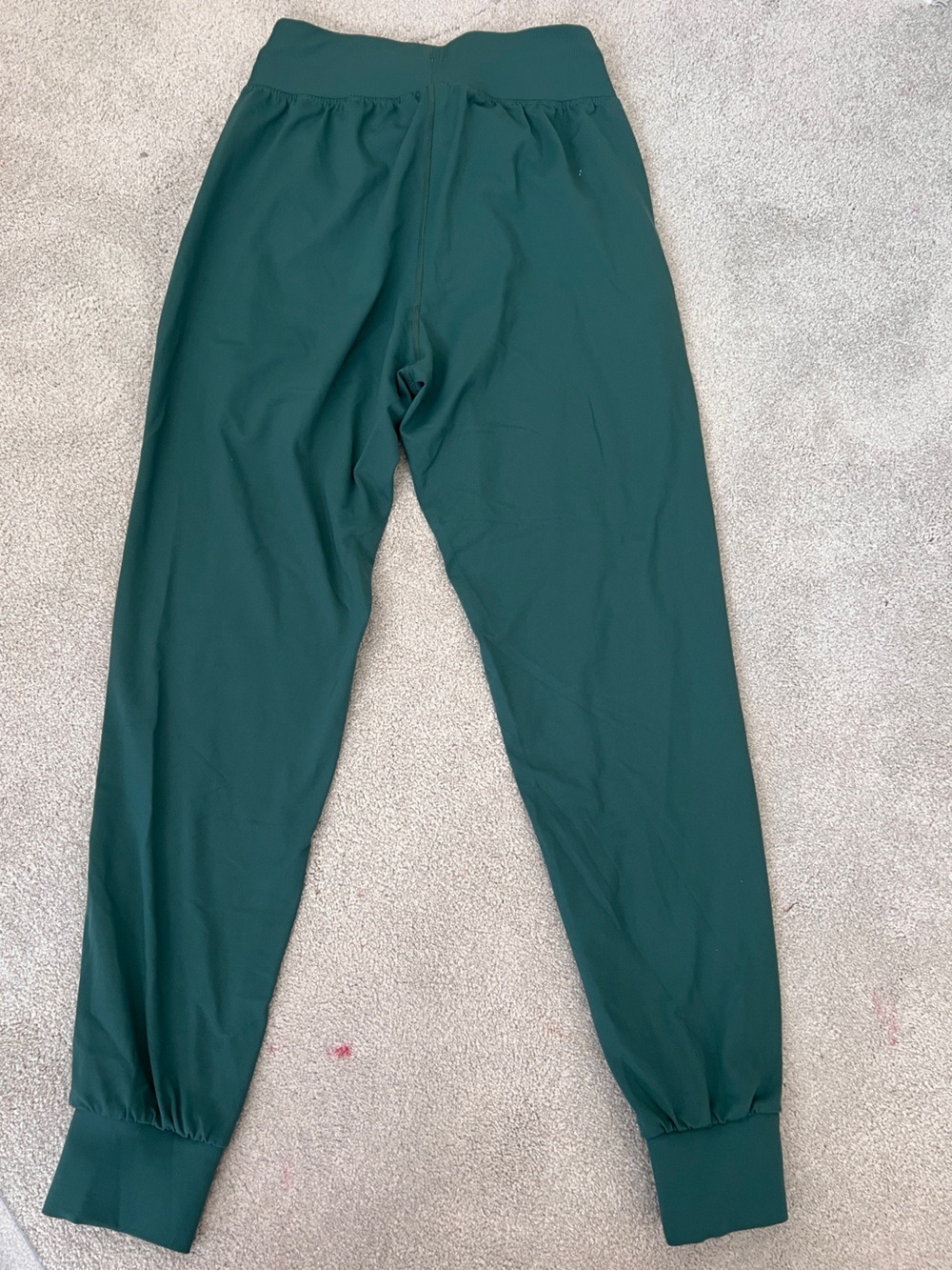NWOT Paragon Fitwear Women’s Green Joggers - Picture 4 of 4